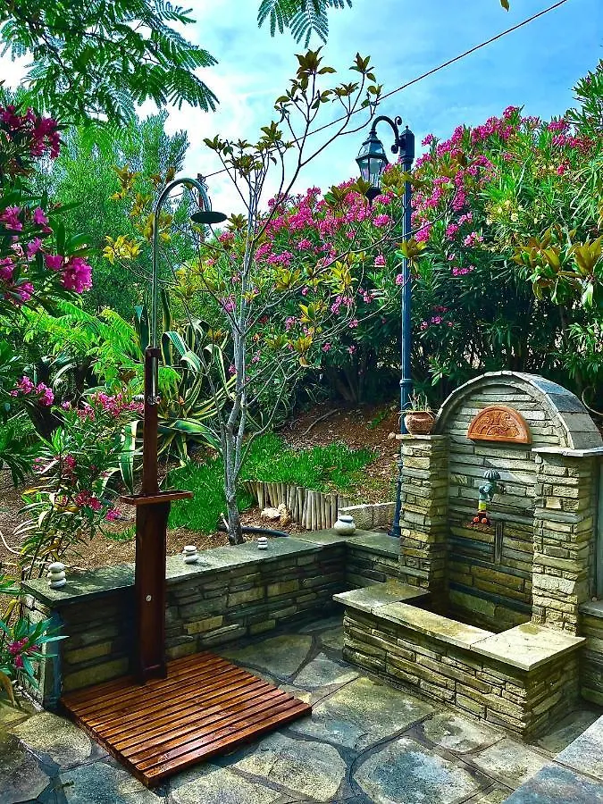 Kastri Treehouse Apartment Nikiti  Nikiti (Sithonia)